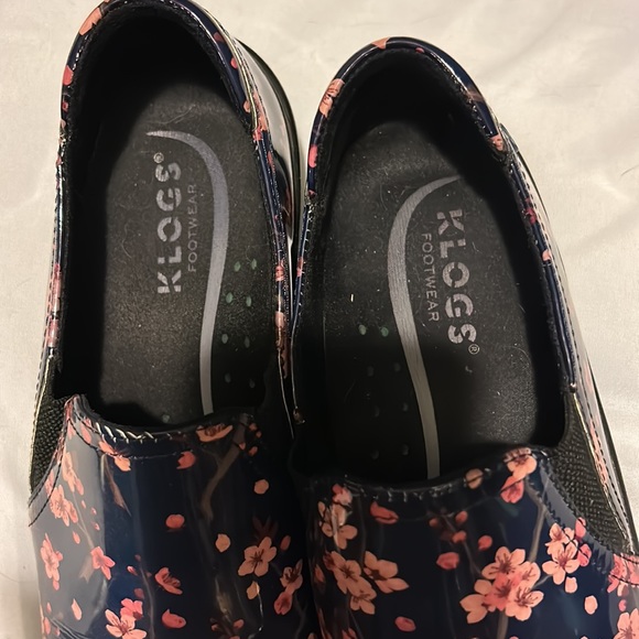 Klogs size 8 - Picture 2 of 7